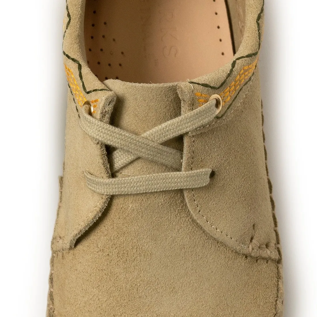 Clarks Men Weaver (tan / maple suede emb)