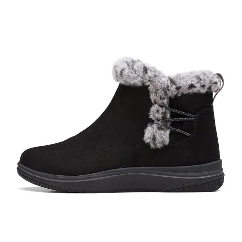 Clarks Women's Breeze Fur Boot Black