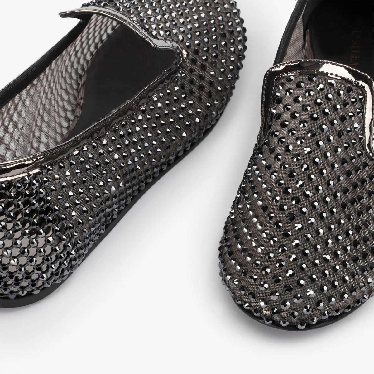 GILDA SLIPPER Pewter fishnet slipper with Crystals