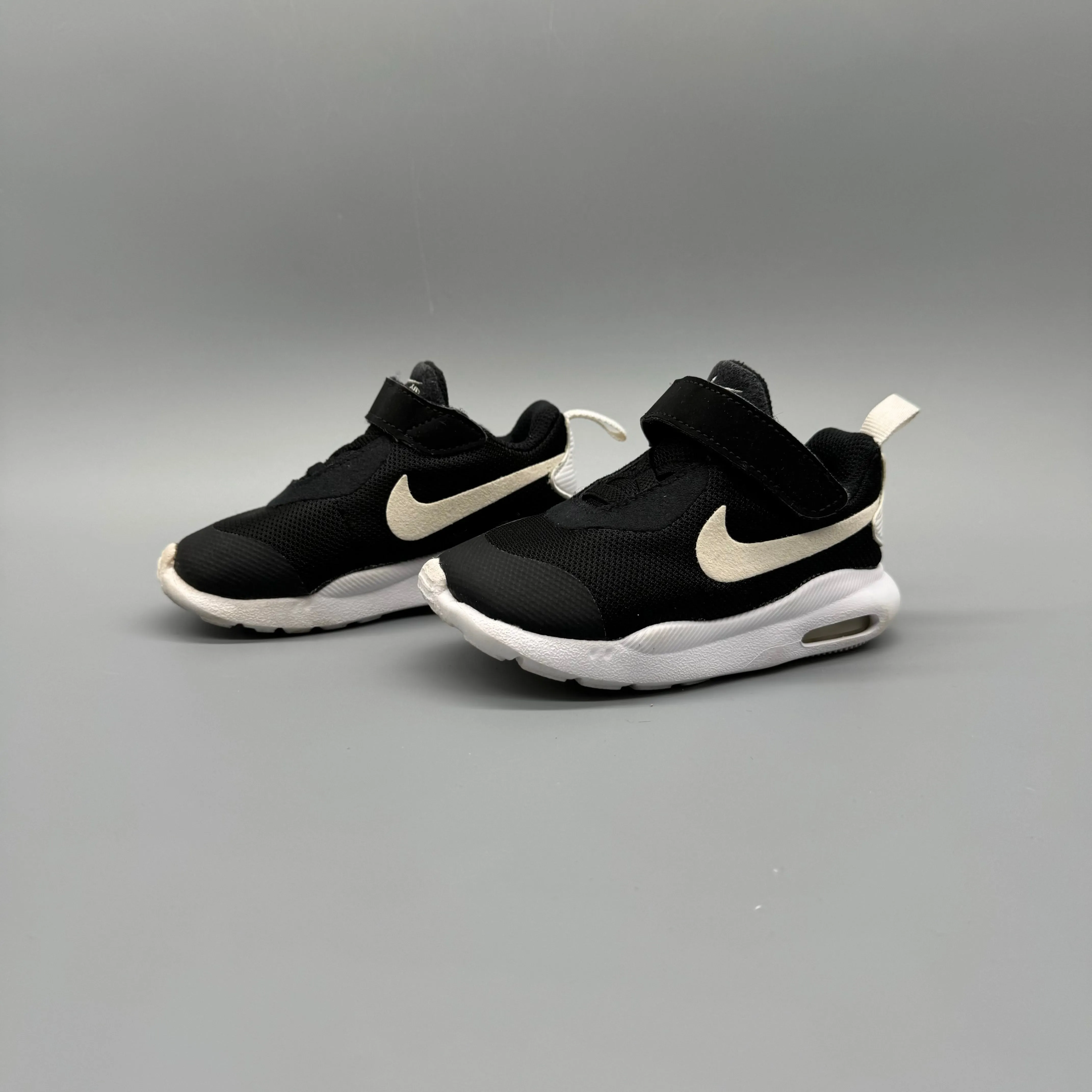 Nike / Runner / US6