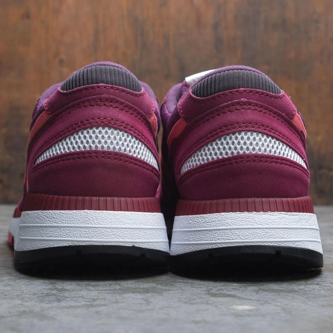 Saucony Men Azura (maroon / pink)