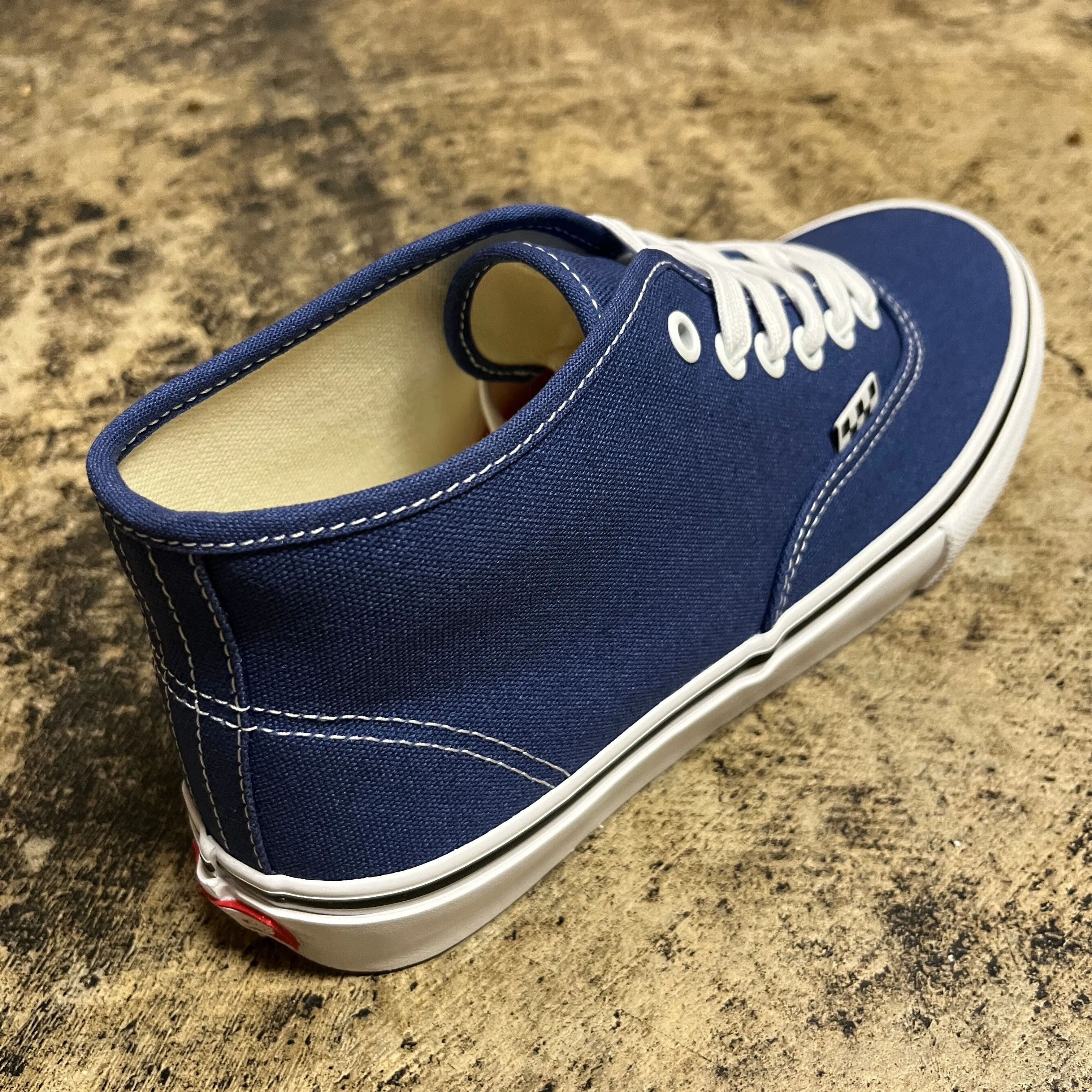 VANS SKATE AUTHENTIC MID (STEVE NAVY)